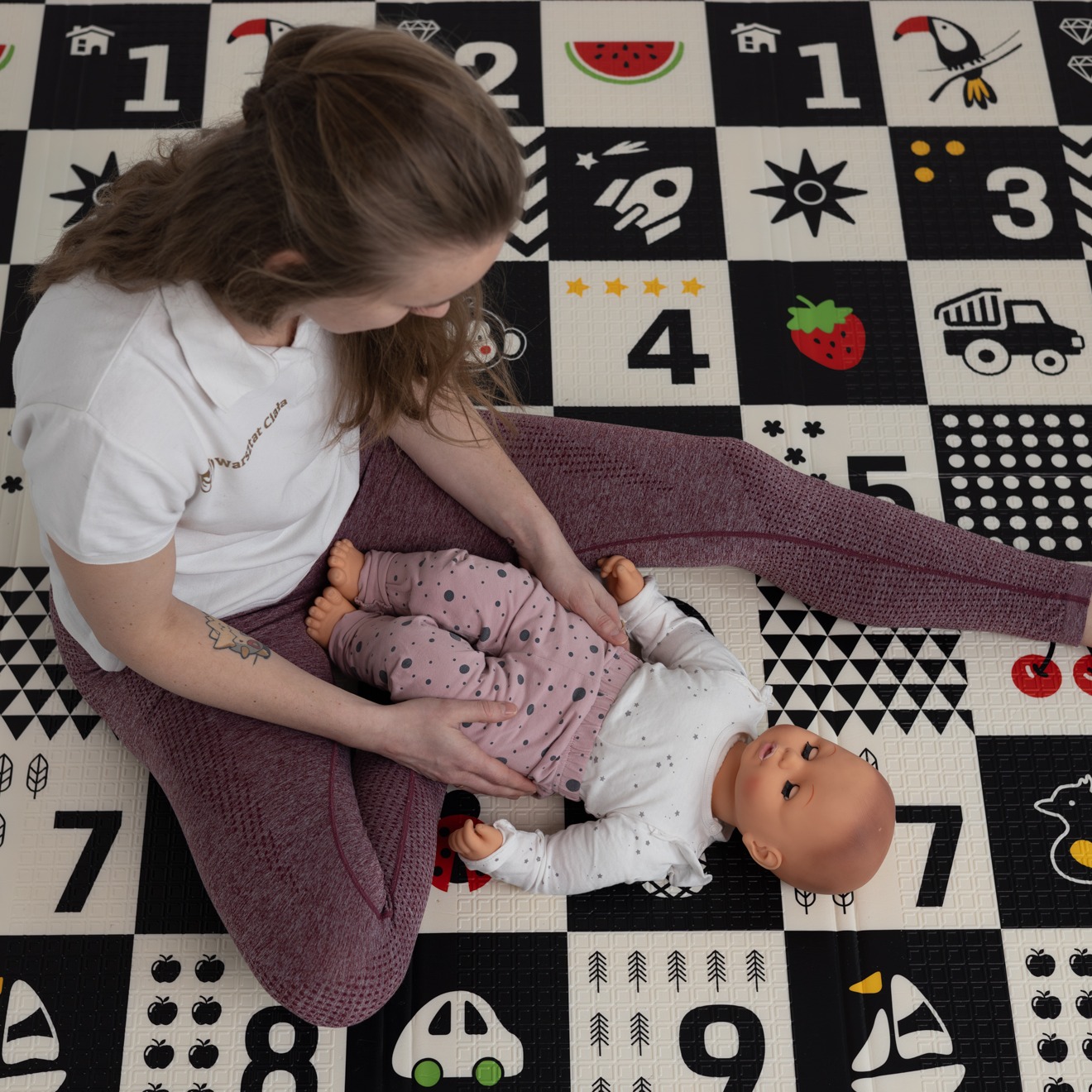 Jak rozpoznać i leczyć wzmożone napięcie obręczy barkowej u niemowlaków i dzieci?